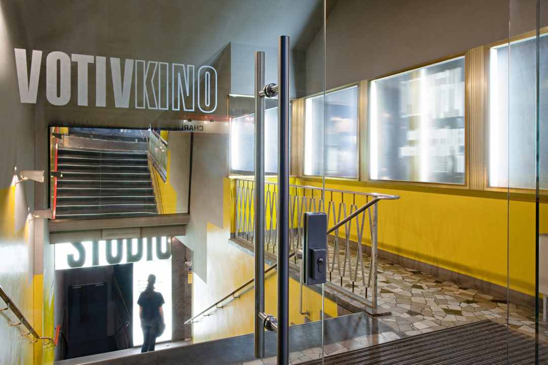  Café im Votiv Kino