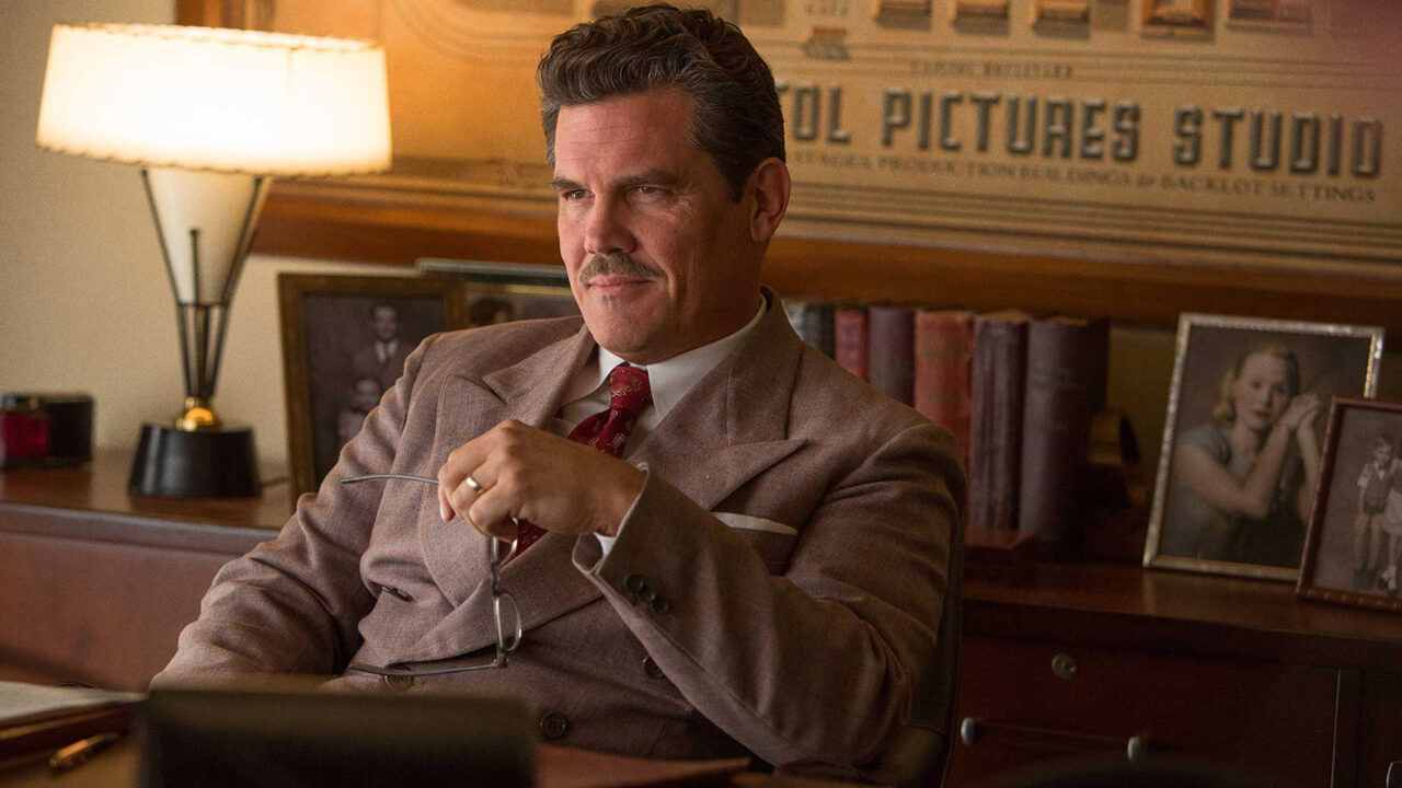  Hail, Caesar!