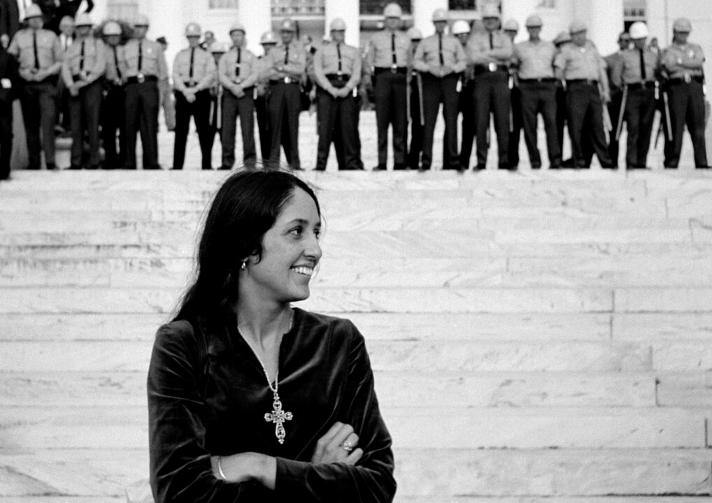  Joan Baez I Am A Noise