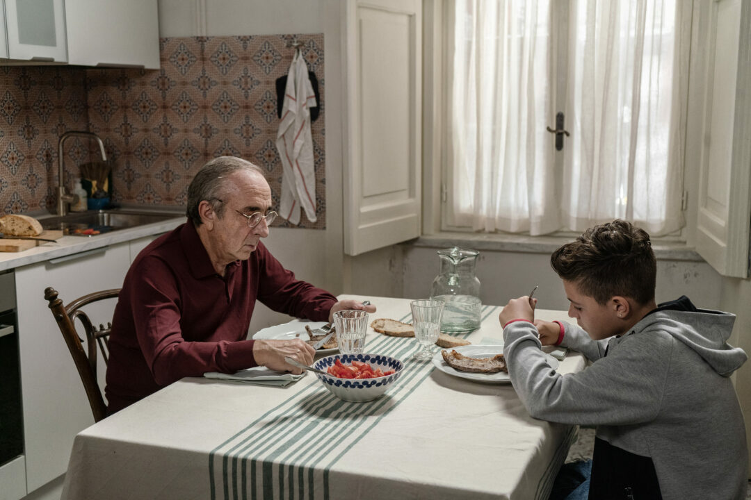  Il Bambino Nascosto